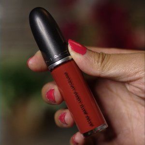 NEW - MAC Chili's Crew Retro Matte Liquid Lipcolour - Chili Addict
